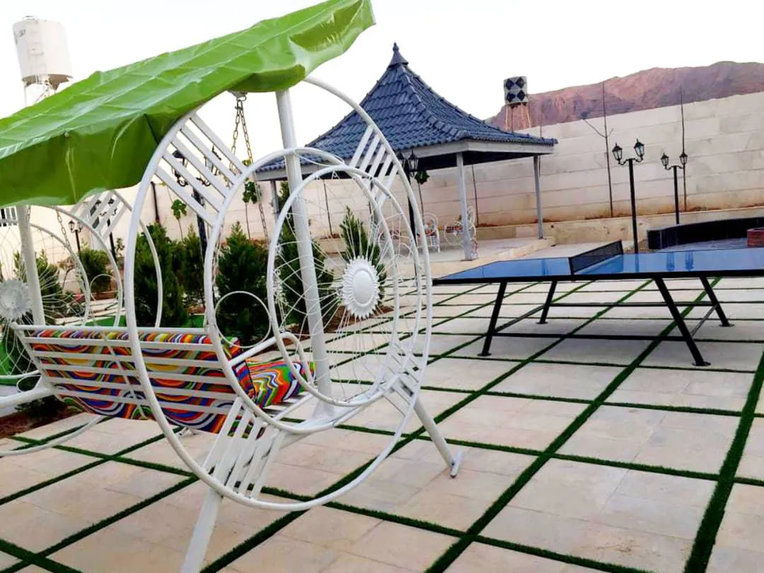 ویلا کودیان استخرسرپوشیده