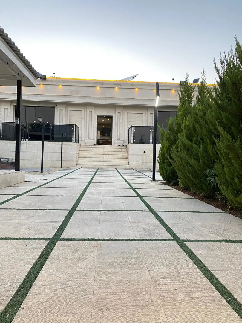 ویلا کودیان استخرسرپوشیده