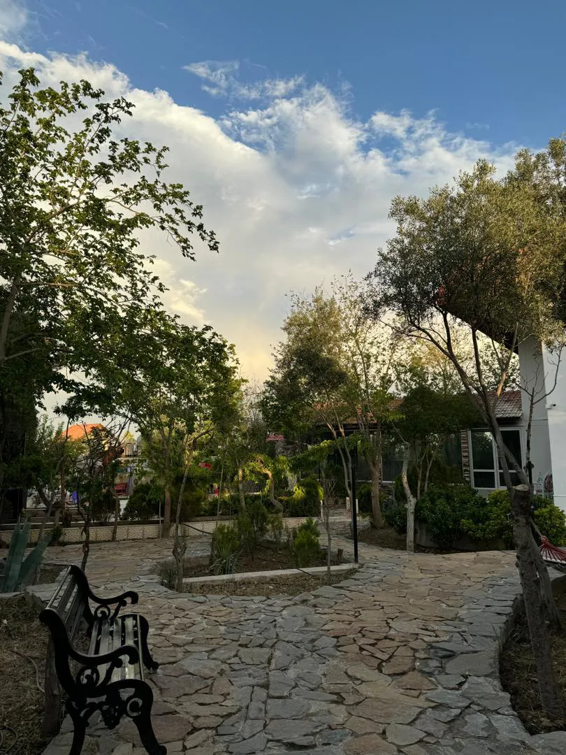 ویلا لوکس بااستخر آب گرم در شیراز 